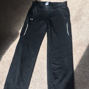 Under armour pants, medium